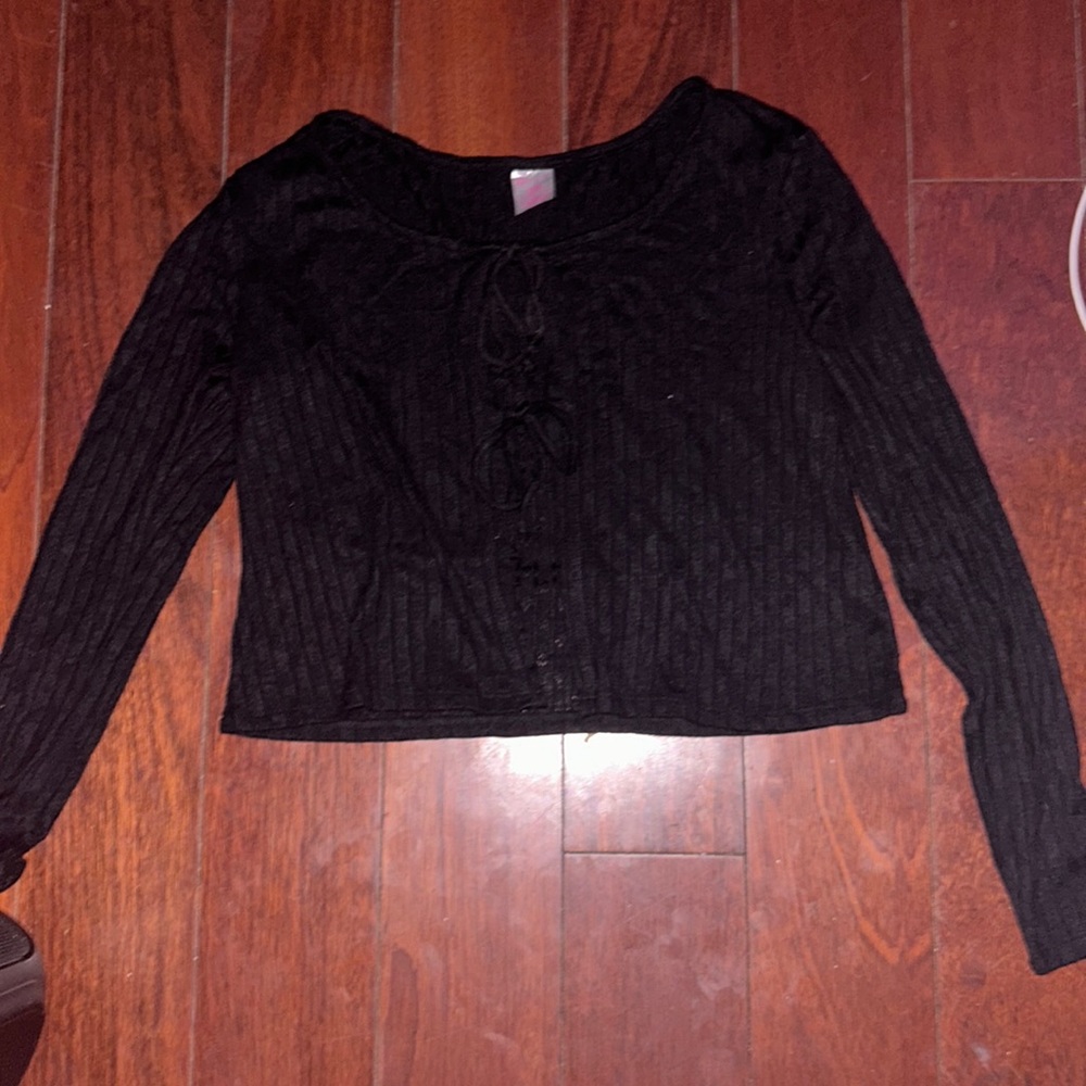 No boundaries/ black crop top/ size: XL